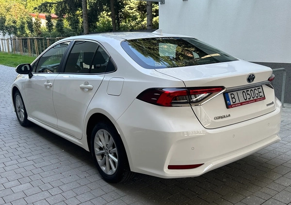 Toyota Corolla cena 109999 przebieg: 9505, rok produkcji 2022 z Chojnów małe 211